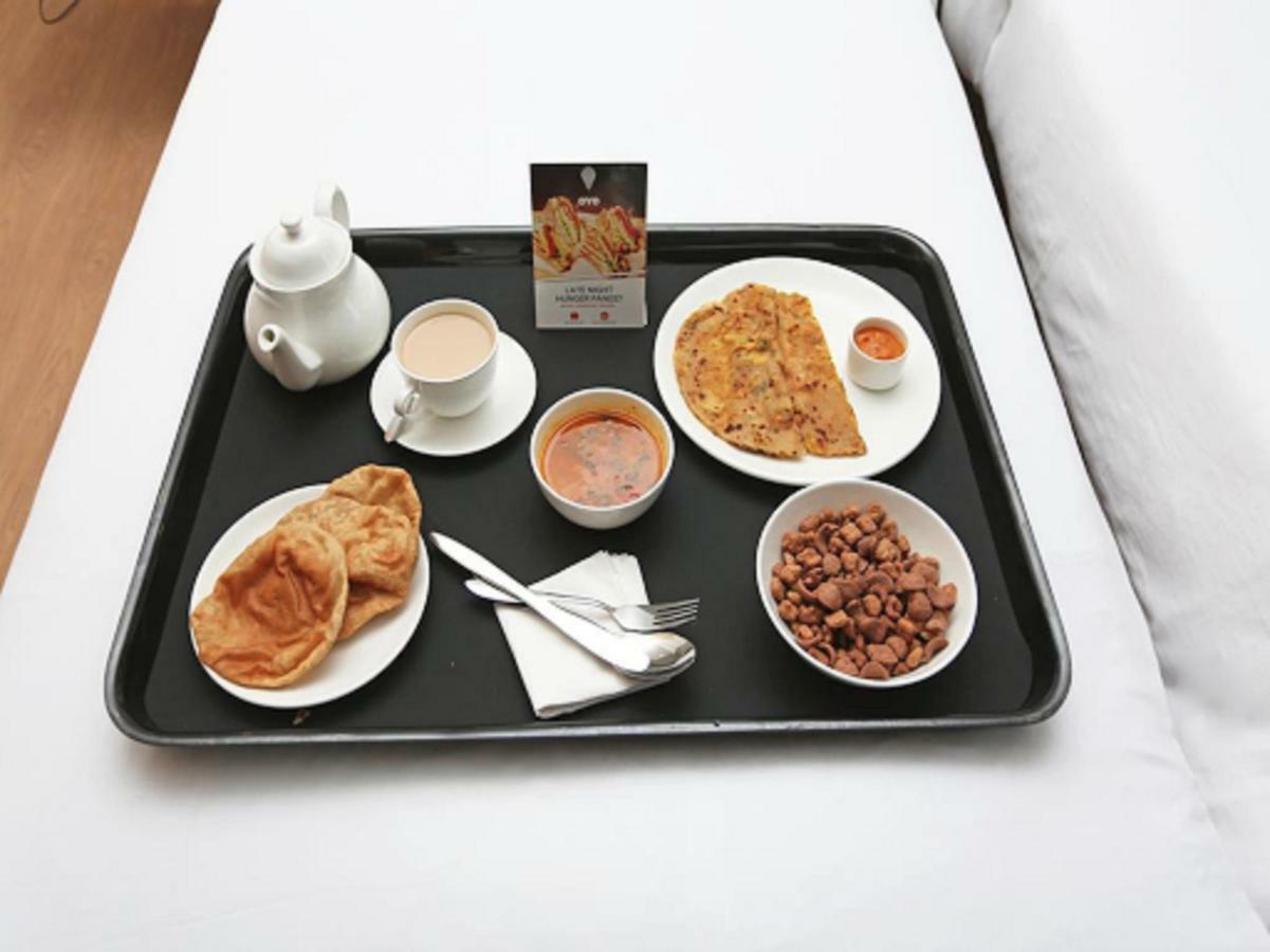 Capital O 60233 Brij Ki Rasoi Deluxe Otel Lucknow Dış mekan fotoğraf